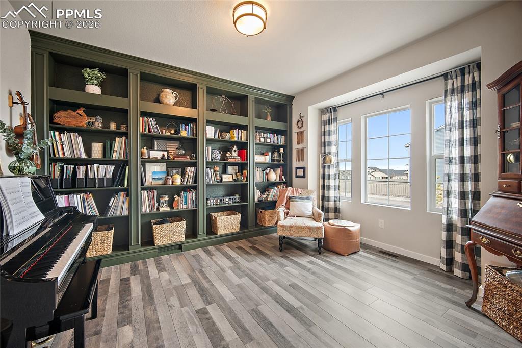 8274 Harvey Logan Drive photo 3