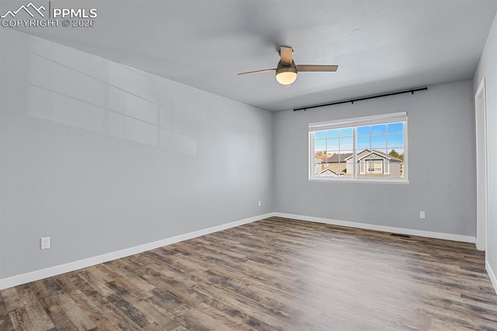 Primary Suit - Upper Level