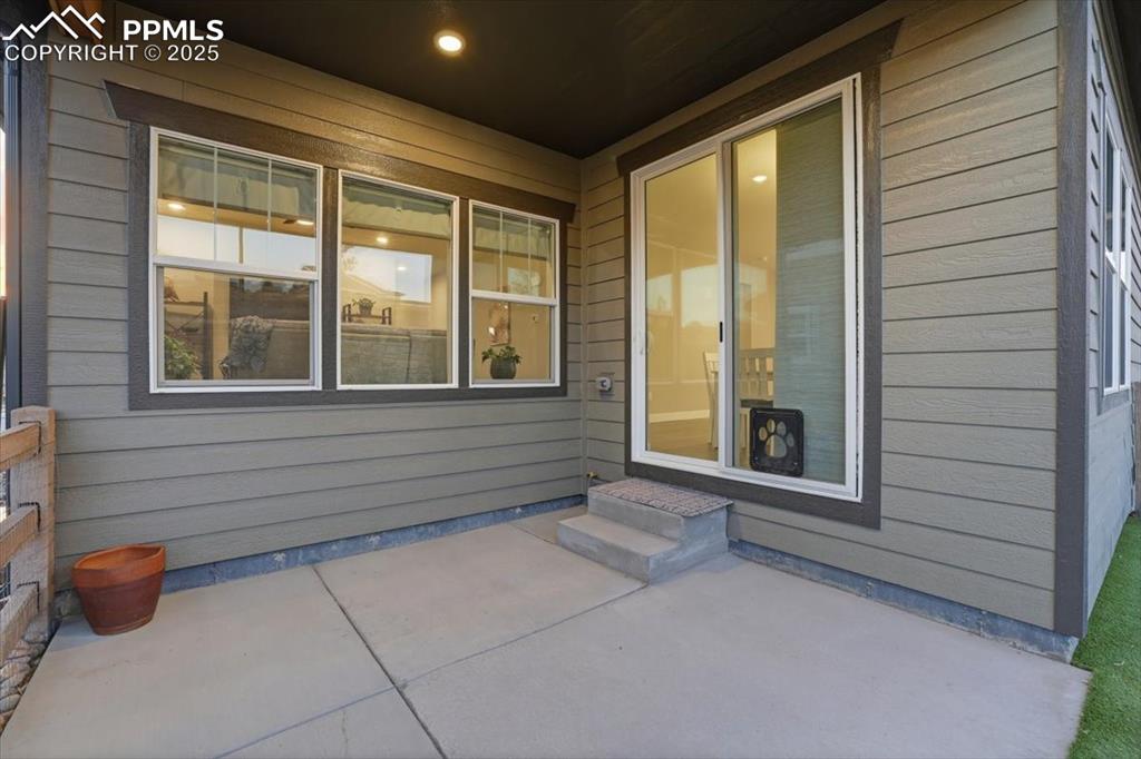 Will you use this space for an outdoor dining area? Or casual seating? 