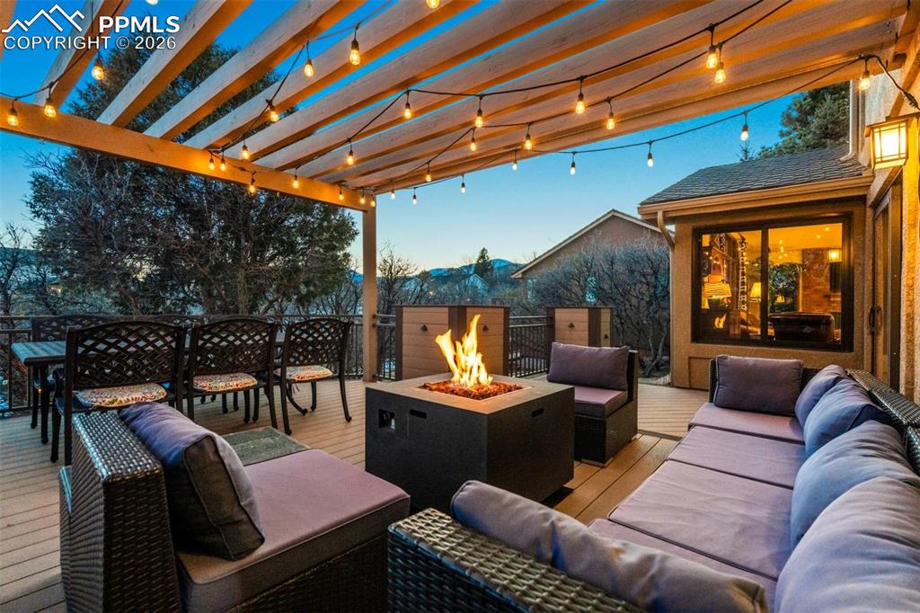 1655 Stoney Point Court photo 2