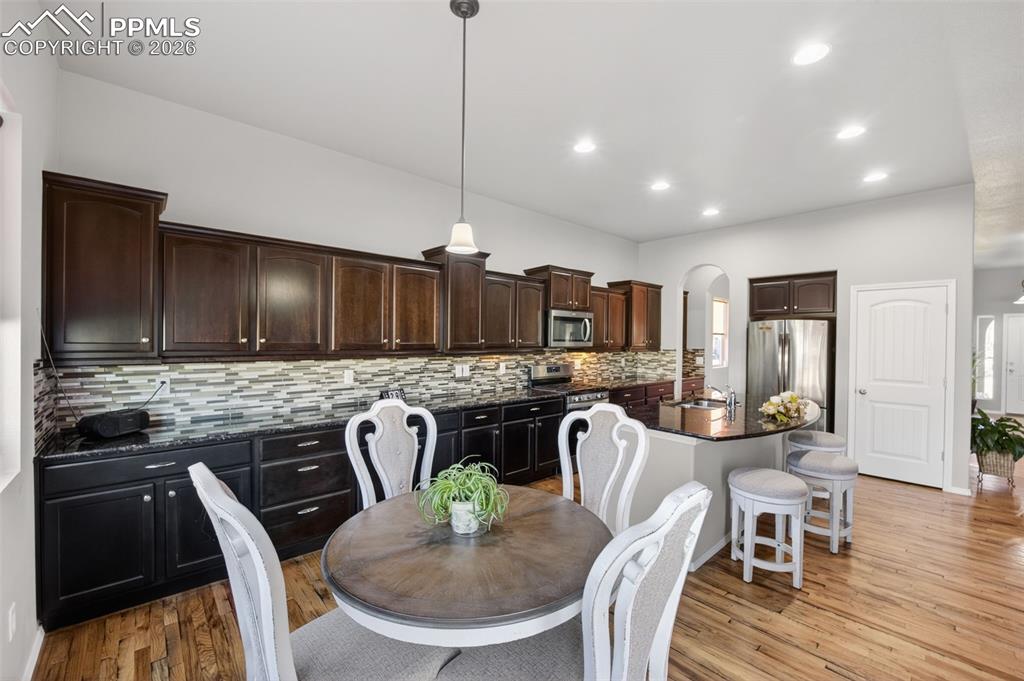 8726 Meadow Wing Circle