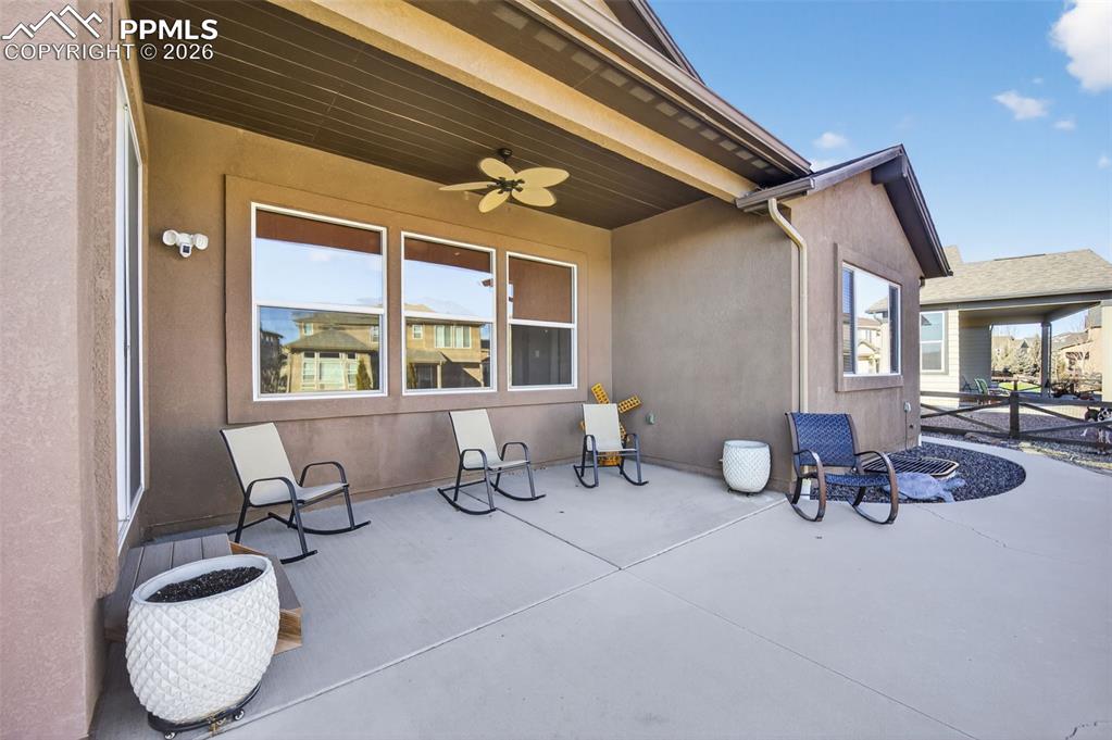 8726 Meadow Wing Circle