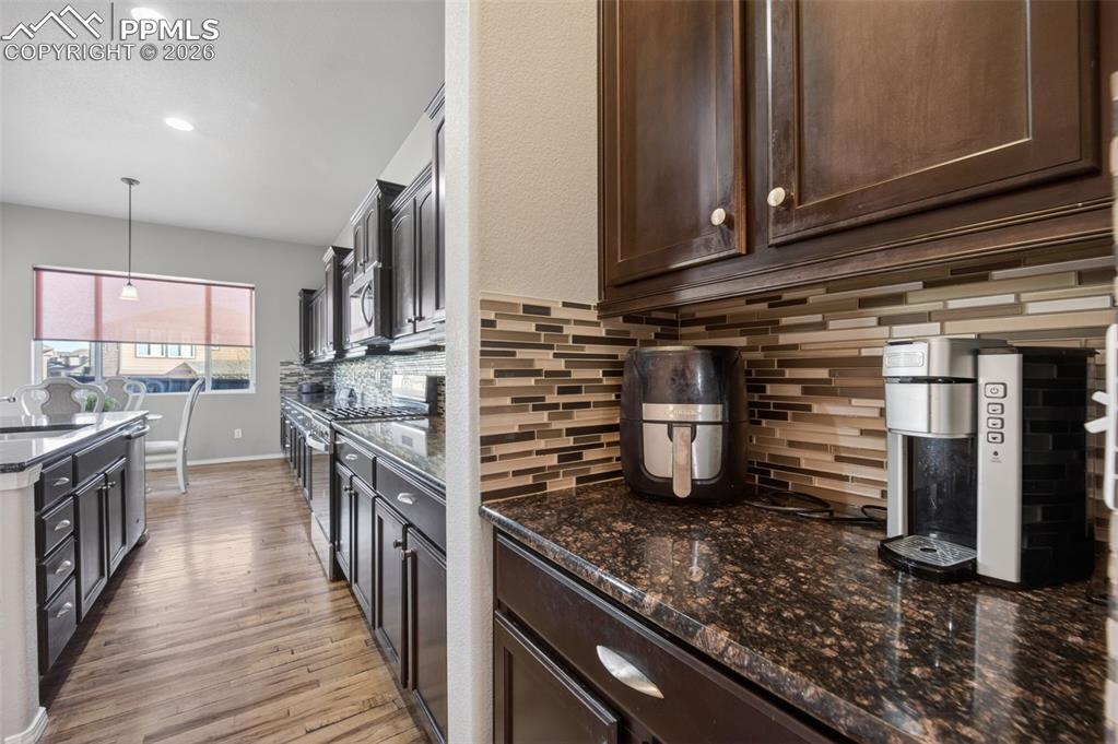 8726 Meadow Wing Circle