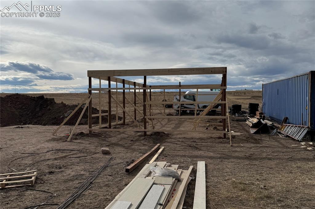 20x40 with concrete floor