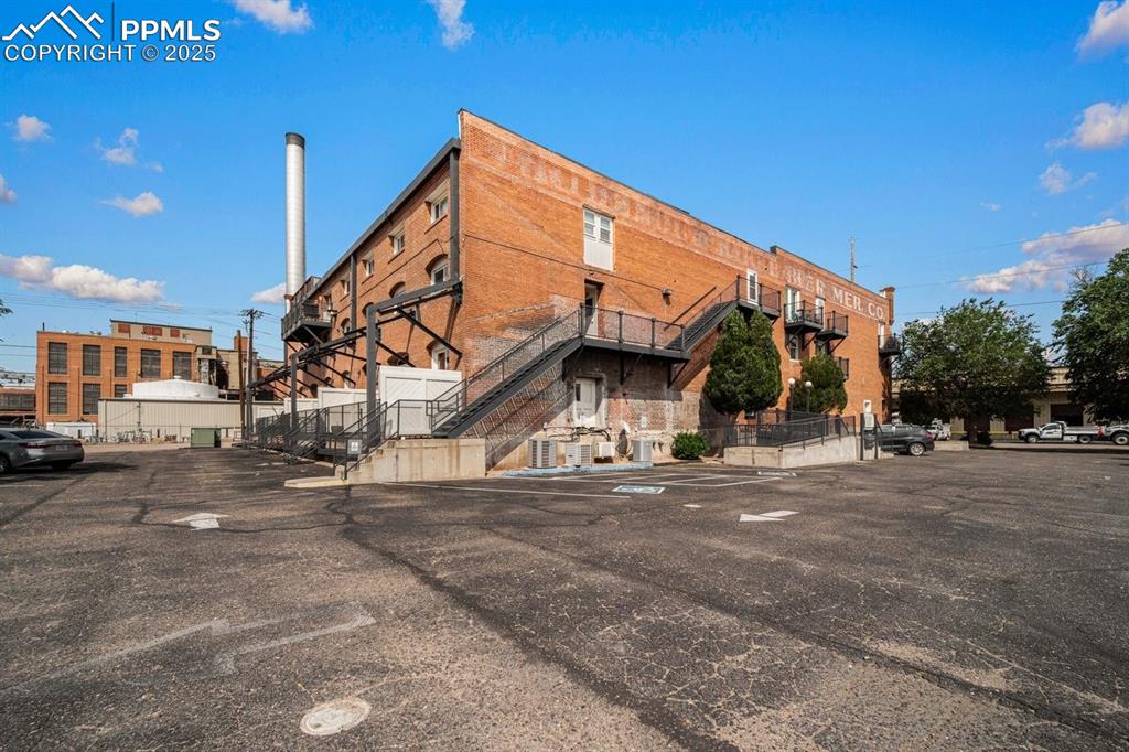 201 Lamkin Street #204