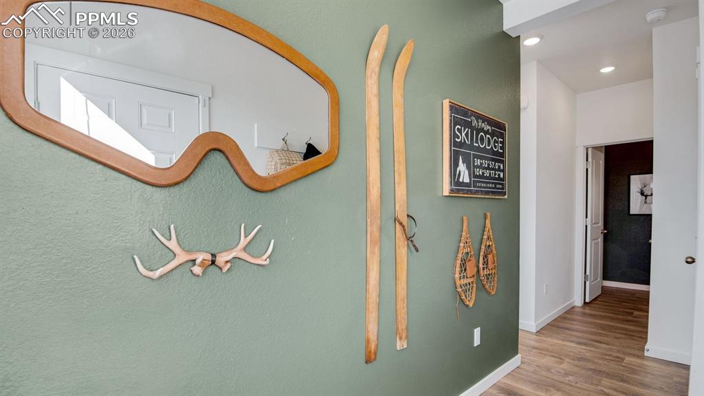 3632 Evelyn Lane photo 2