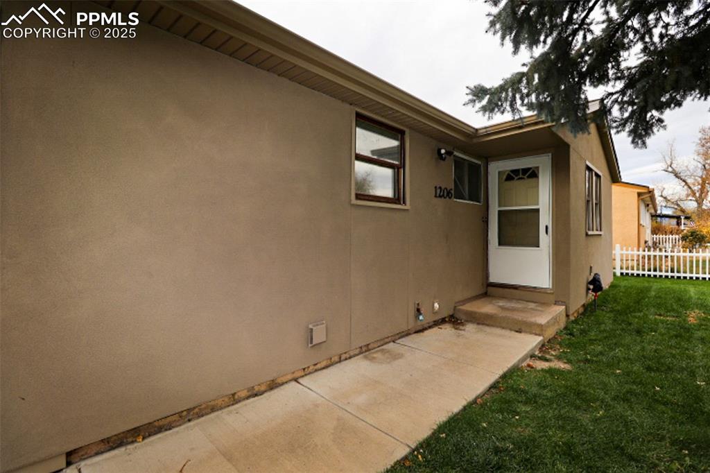 1206 Hartford Street photo 3