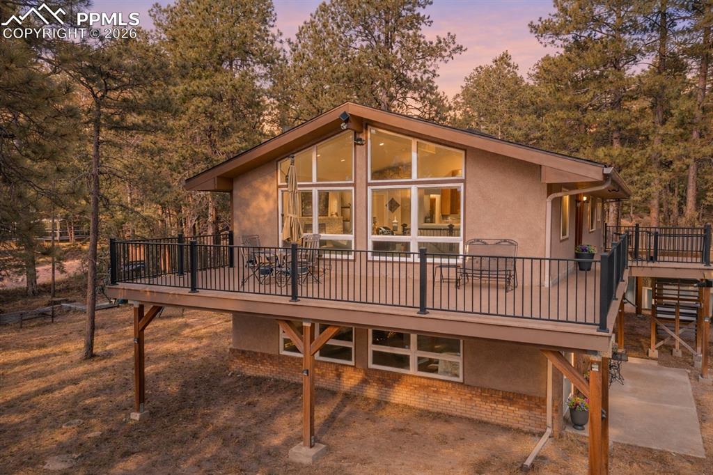 17890 Woodhaven Drive photo 2