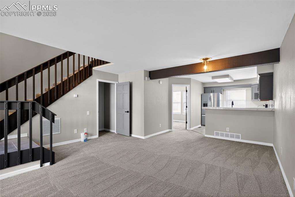 2609 Hatch Circle photo 2