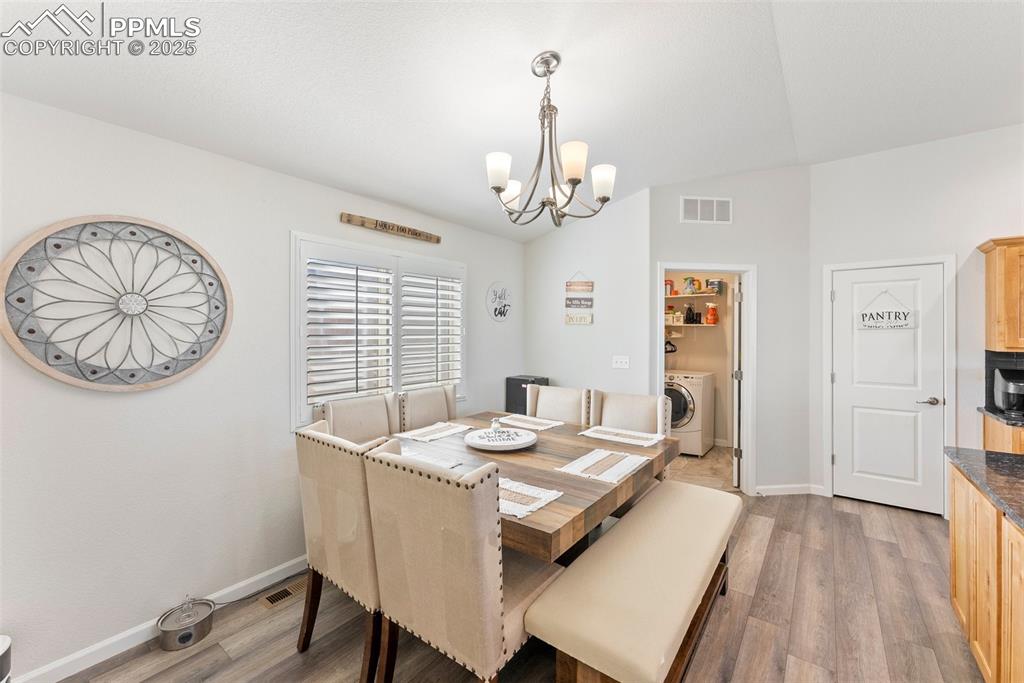 Dining, Pantry, Laundry & Mudroom