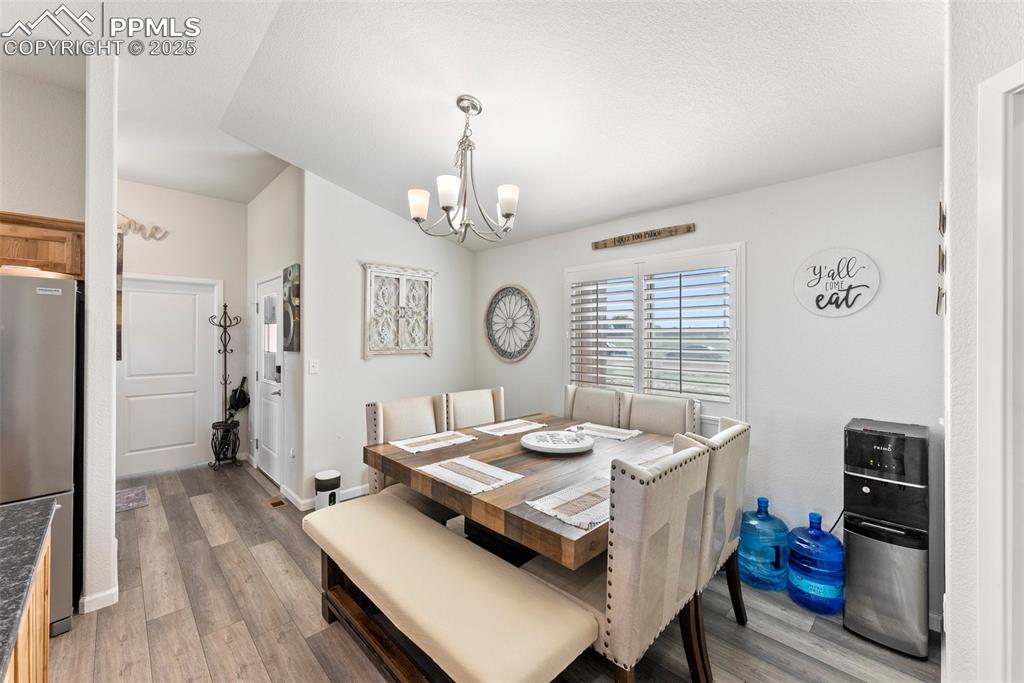 Entry, Dining & Kitchen