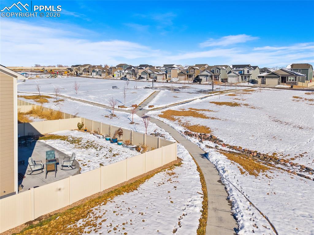 Backs to the park and no neighbors on one side