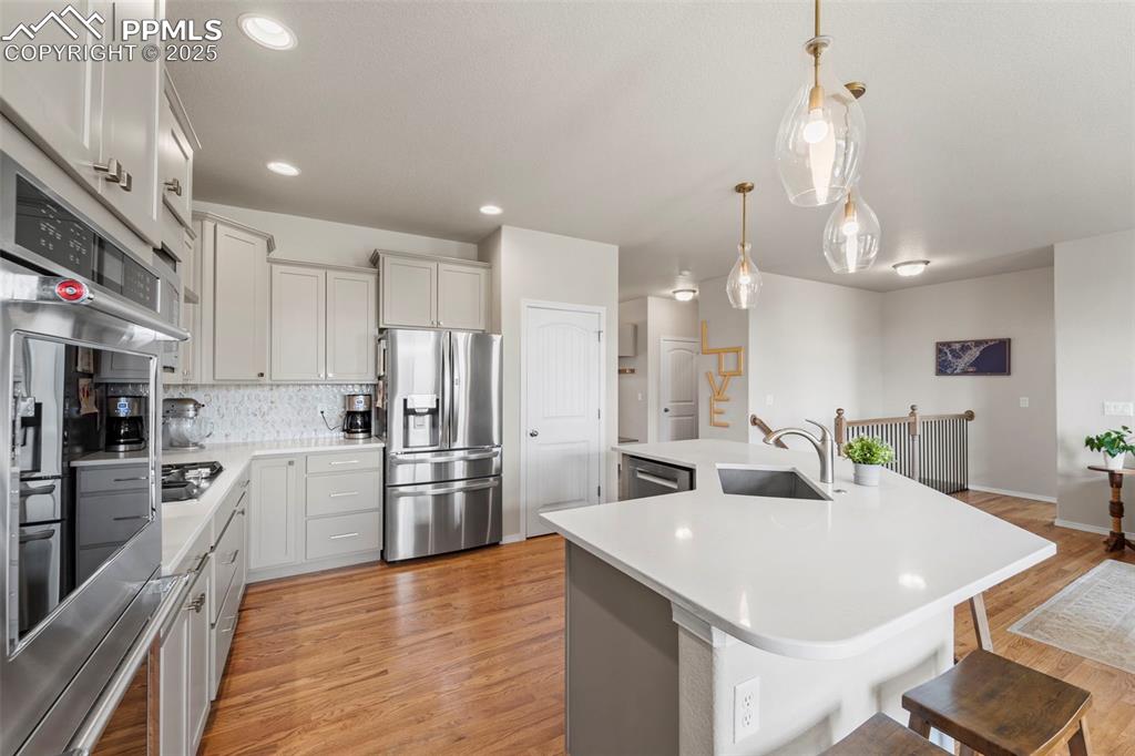 Where coffee meets conversation, and granite meets glam.