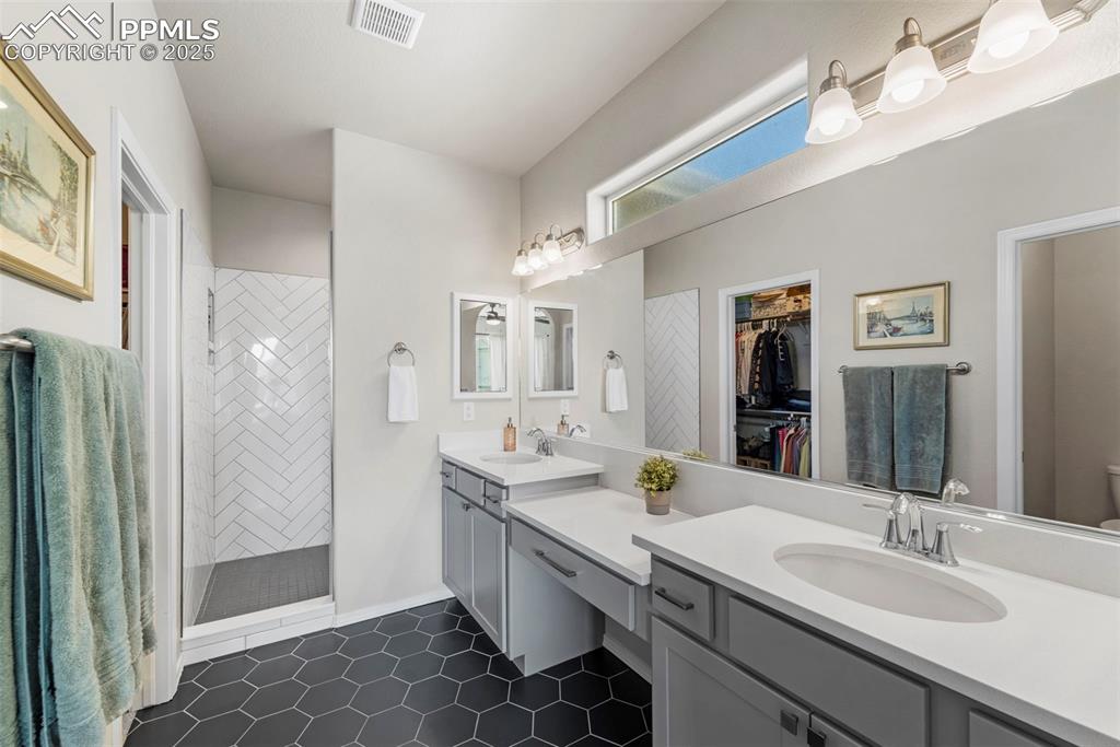 So fresh, so clean—OutKast would approve.