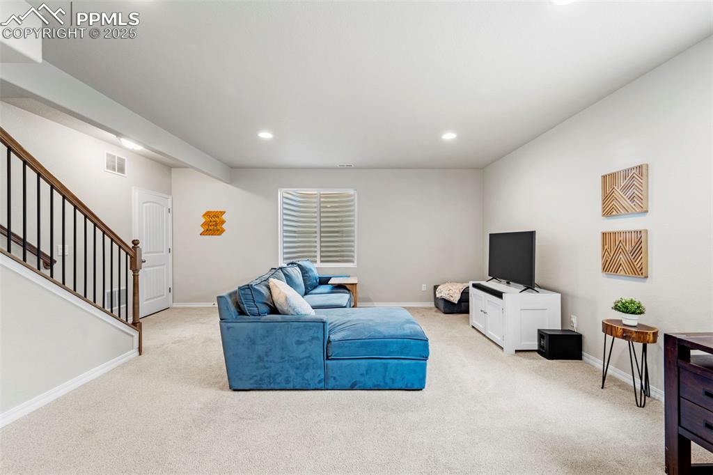 All-day cozy, party-ready, and perfectly sun-drenched.