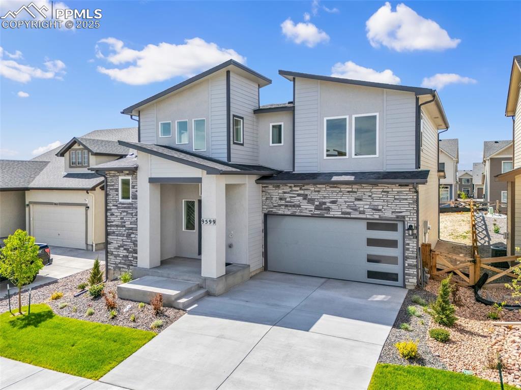 9599 Feathergrass Drive photo 3