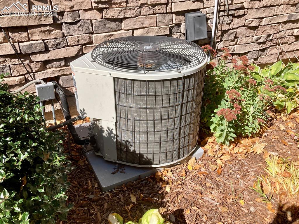 Central A/C will keep you nice & cool on those hot summer days & nights.