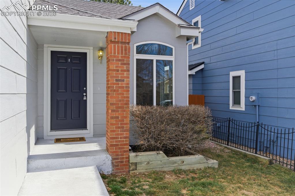 8321 Wilmington Drive photo 2