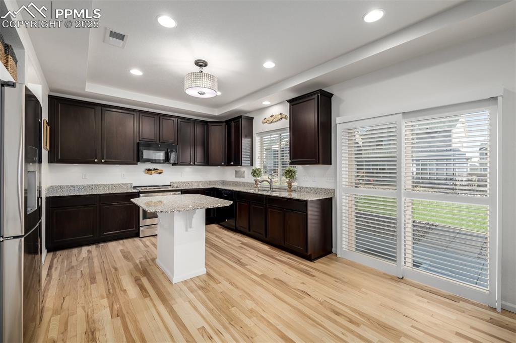 7317 Weatherwood Drive photo 3