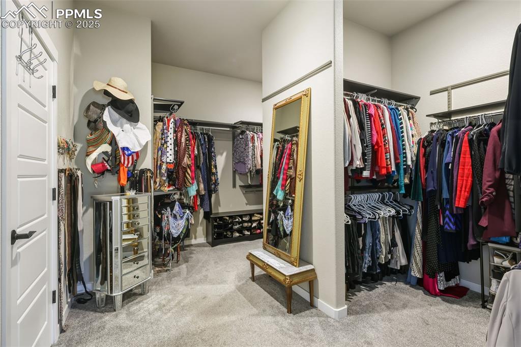 Walk-In Closets