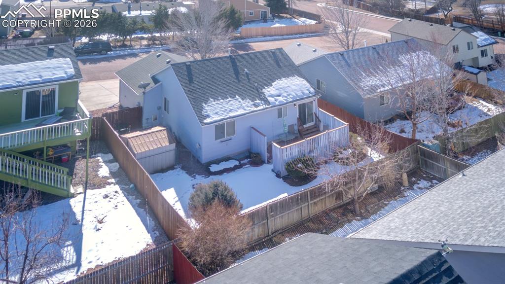 6740 Crazy Horse Drive photo 2