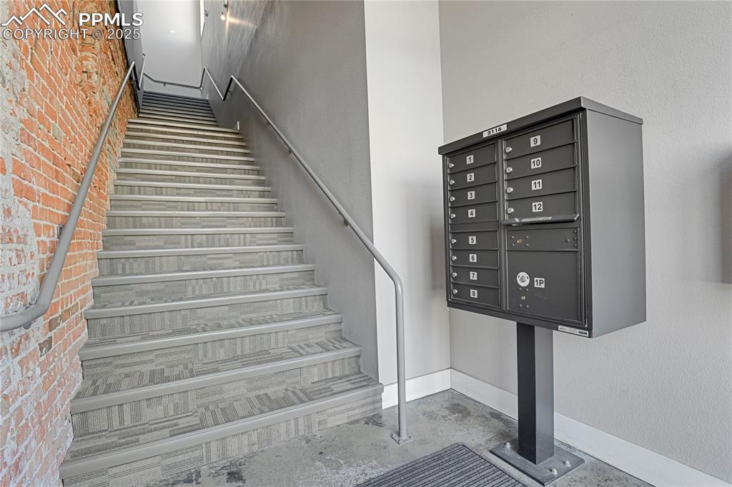 Bijou Street entrance lobby