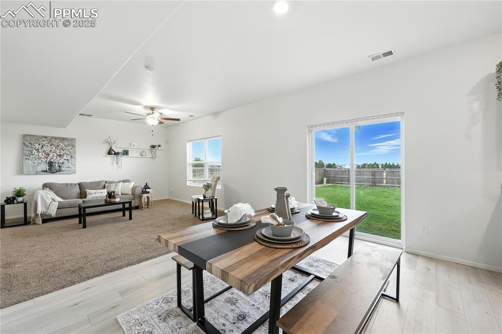 Lots of natural light from the large view windows to the backyard.