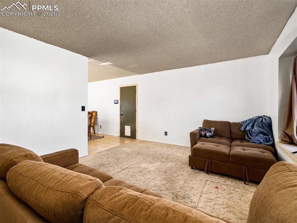 45 Archway Lane photo 3