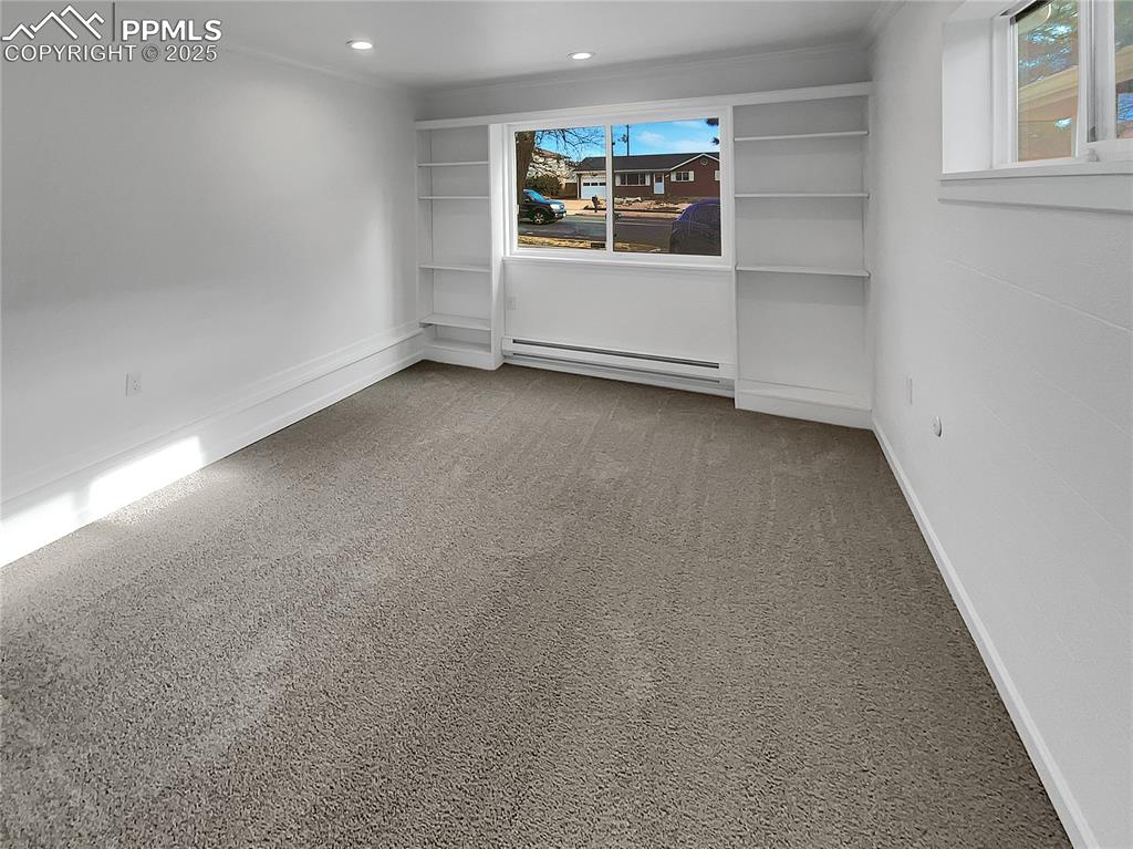 3706 N Chestnut Street