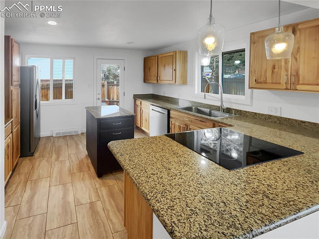 3706 N Chestnut Street