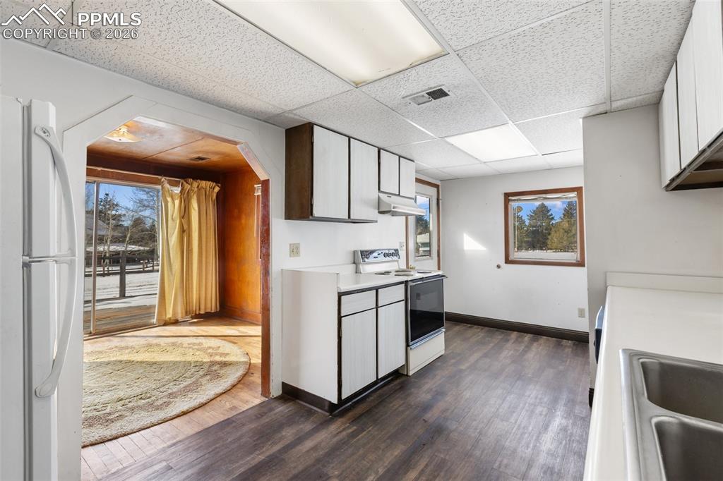 2nd residence kitchen