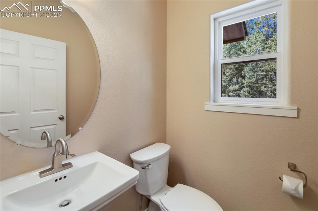 Main floor powder rm