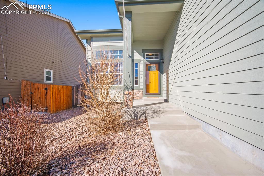 6434 Stingray Lane photo 3