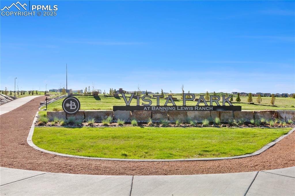 Huge community park in the neighborhood