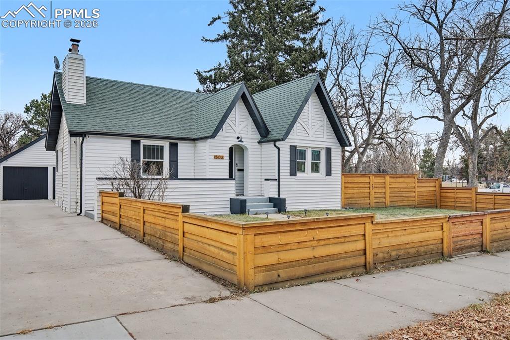 2 car detached garage