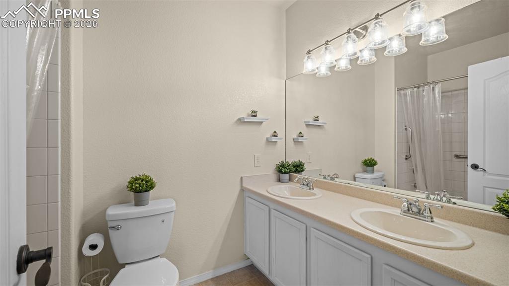 5353 Palomino Ranch Point #206