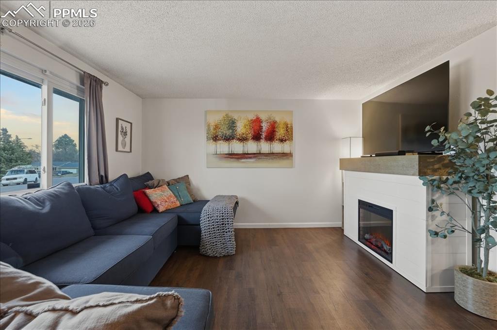 4302 N Delighted Circle photo 3