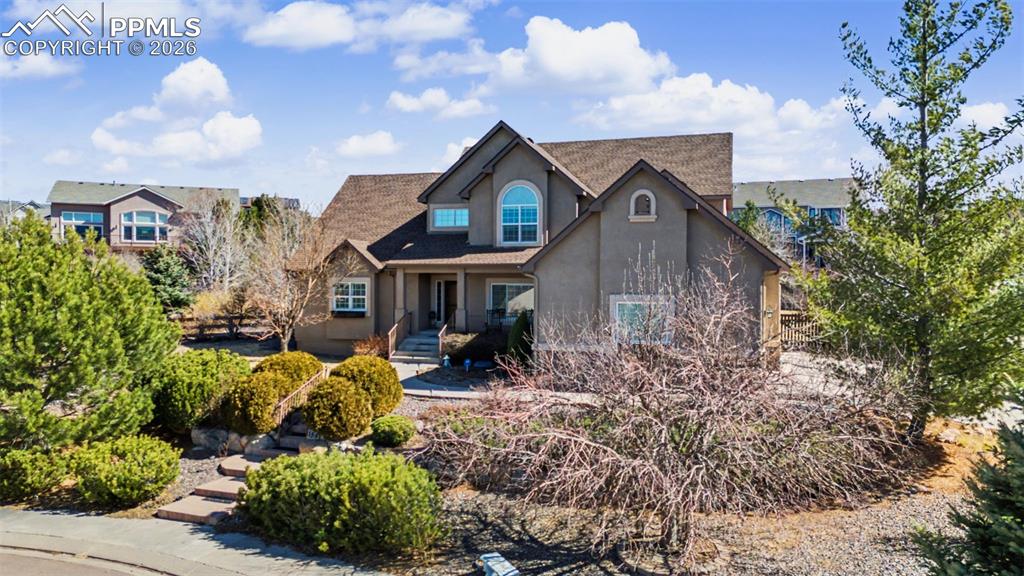 Close to Fine Dining, Shopping, and More!