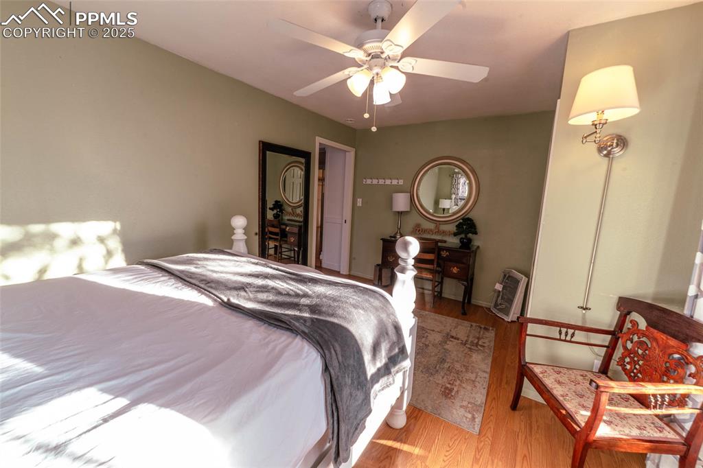 Master bedroom main level