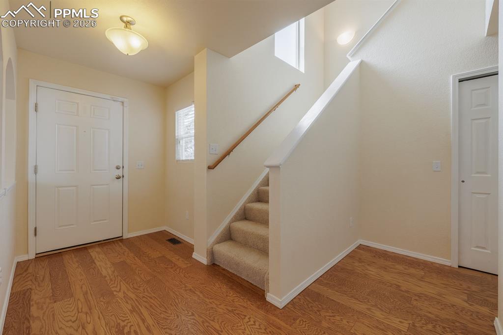 5722 Gallantry Lane photo 3