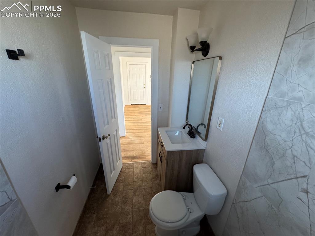 2442 E St Vrain Street