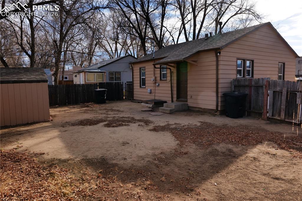 2442 E St Vrain Street photo 3