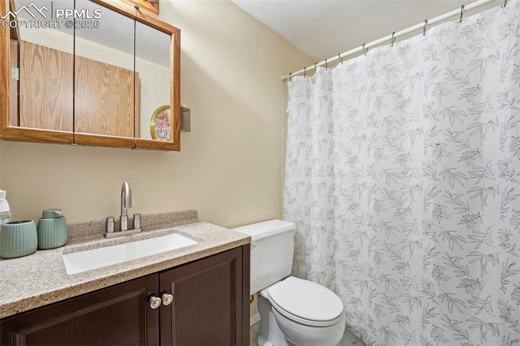 Basement full bathroom