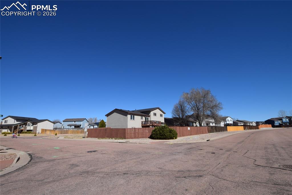 8105 Sedgewick Drive photo 3