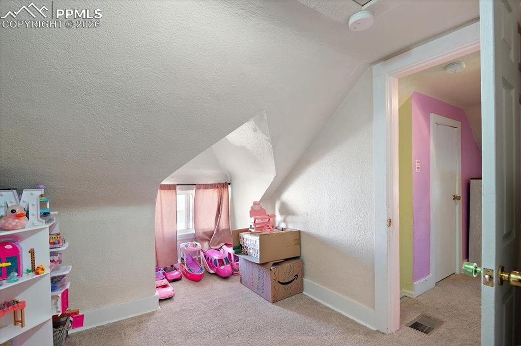 Upstairs Bedroom/Flex Room