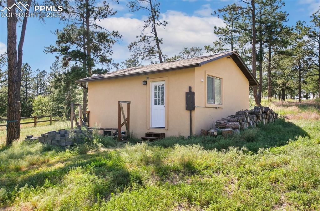 Finished interior, with electric