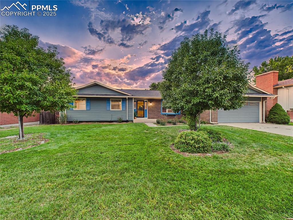 2210 Greenwich Circle photo 2