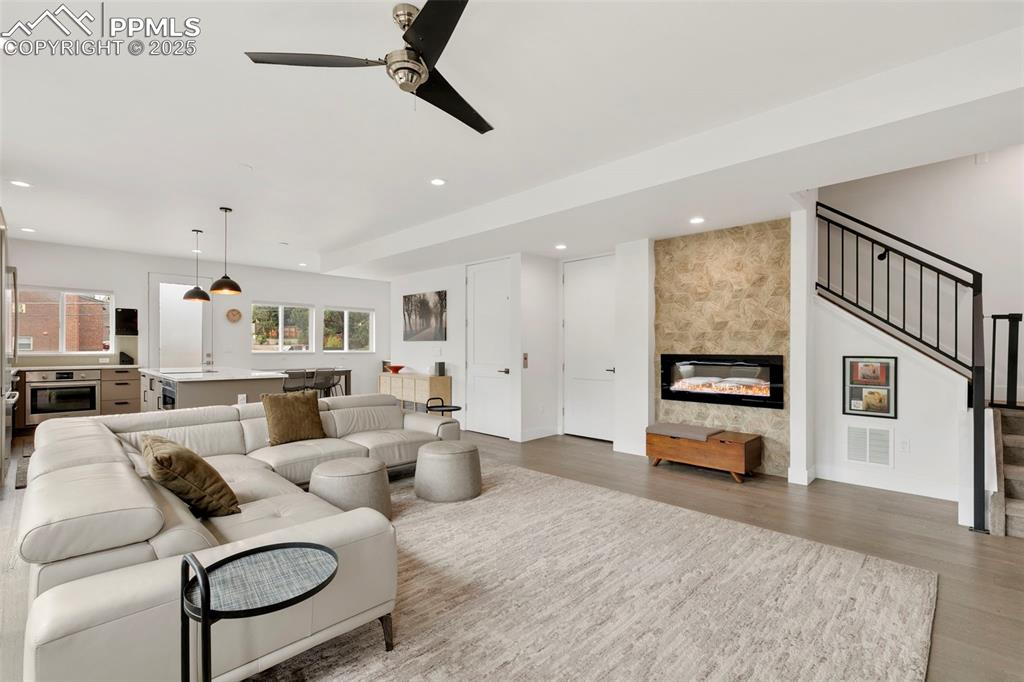 50 Sommerlyn Road photo 2