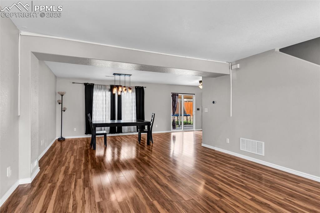 5043 Thrush Drive photo 3