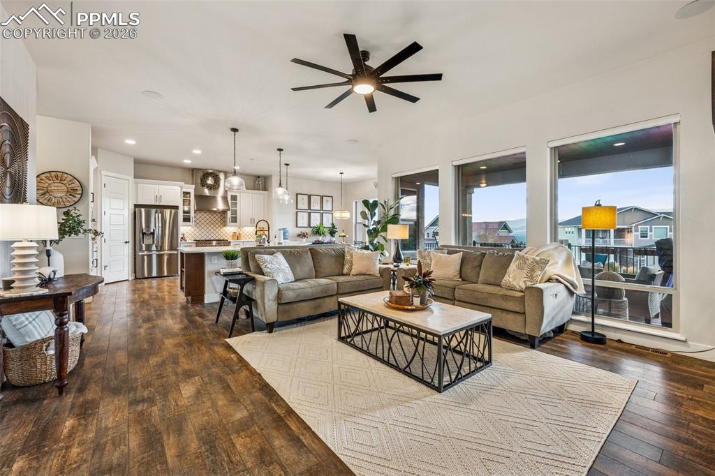 16320 Sunset Peak Lane photo 3